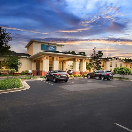 Clarion Inn & Suites Northwest Indianapolis Exterior foto